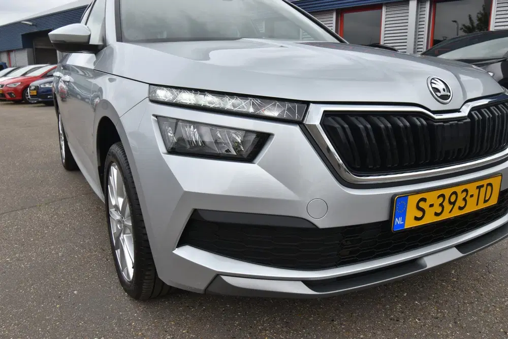 Skoda Kamiq 1.0 TSI Sport Business uit 2023, foto 4