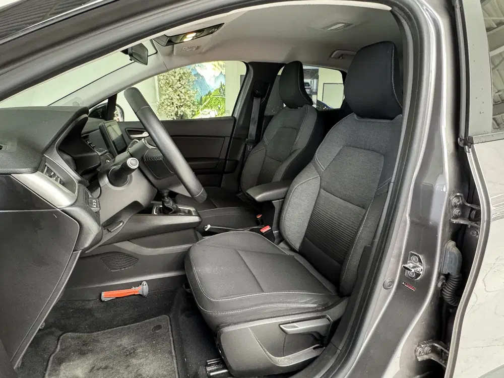 Renault Captur 1.0 TCe 90 Zen uit 2021, foto 7