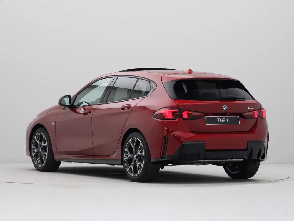 BMW 1-serie 120 M Sport uit 2025, foto 11