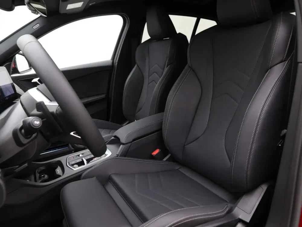 BMW 1-serie 120 M Sport uit 2025, foto 5