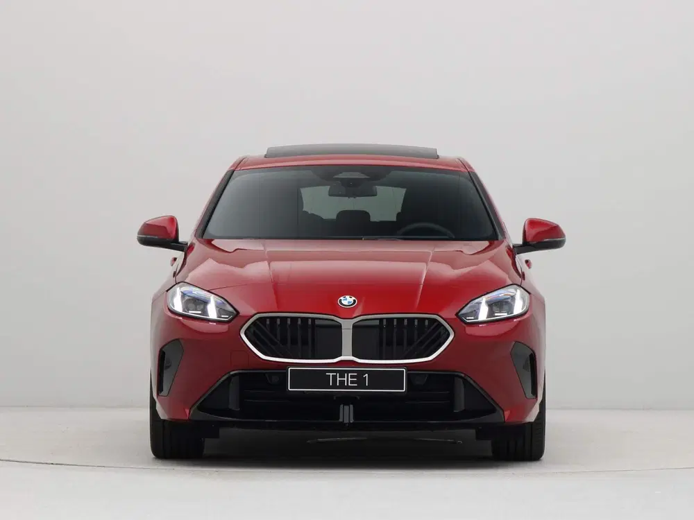 BMW 1-serie 120 M Sport uit 2025, foto 6