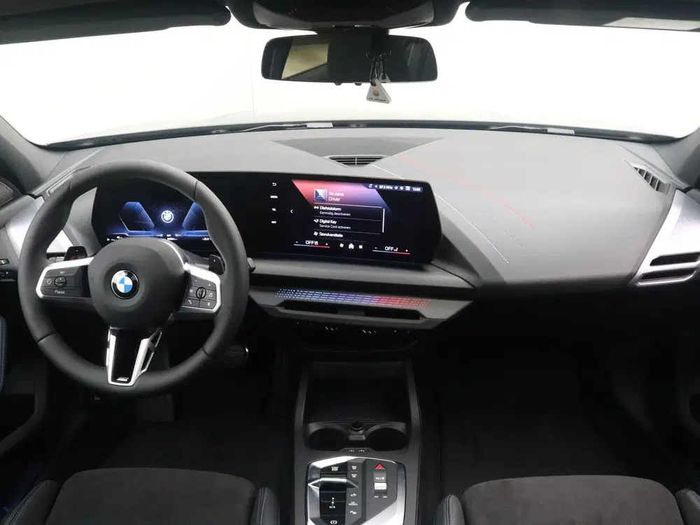 BMW 1-serie 120 M Sport Pro uit 2026, foto 13