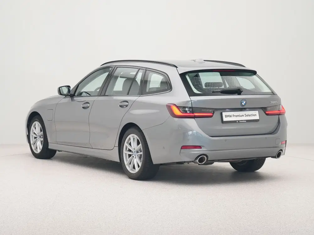 BMW 3-serie 320e Touring Accu conditie 100% (bj 2023) uit 2023, foto 10
