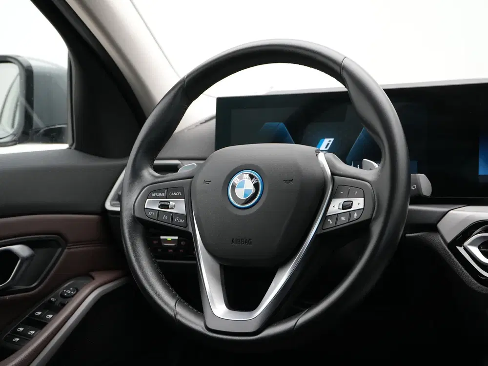 BMW 3-serie 320e Touring Accu conditie 100% (bj 2023) uit 2023, foto 2