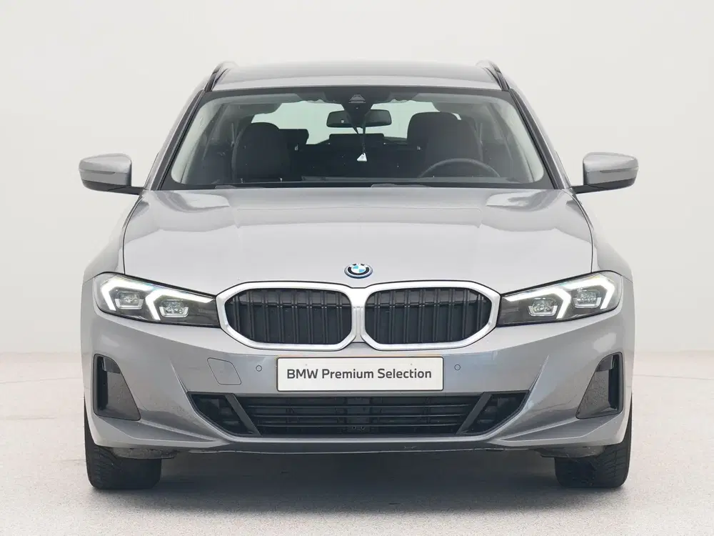 BMW 3-serie 320e Touring Accu conditie 100% (bj 2023) uit 2023, foto 5