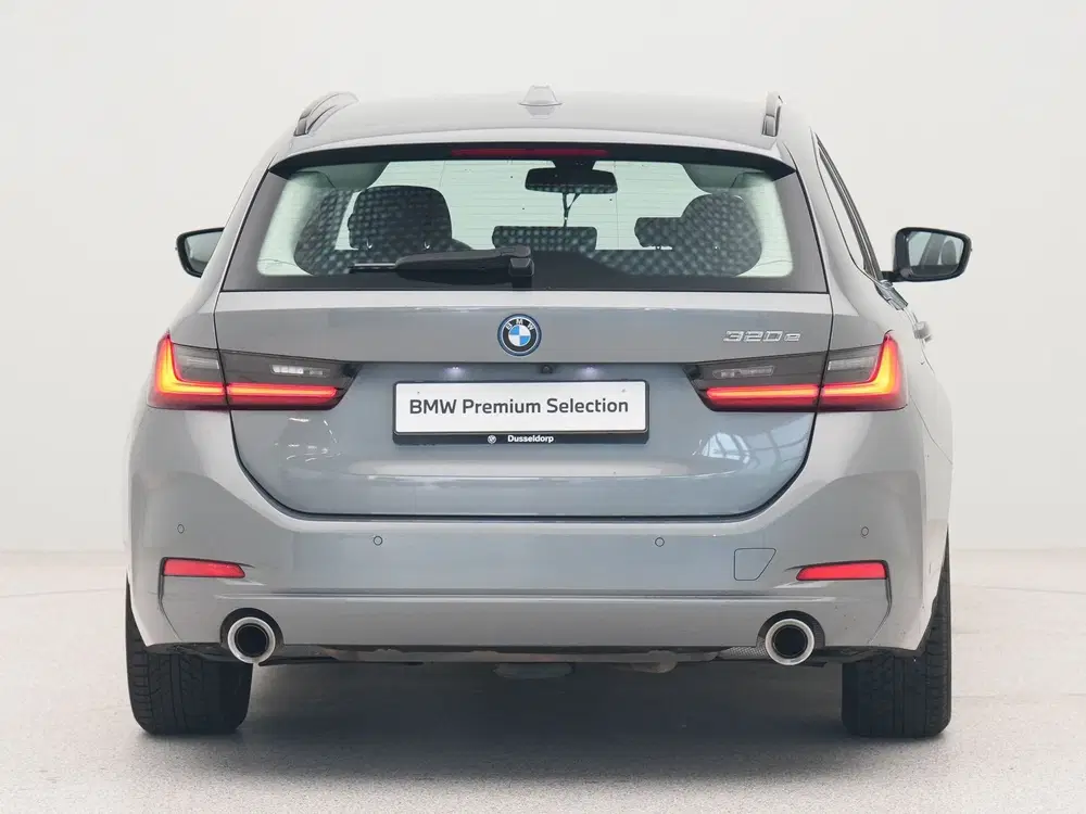 BMW 3-serie 320e Touring Accu conditie 100% (bj 2023) uit 2023, foto 9