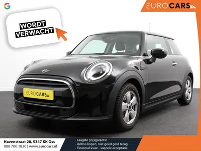 Mini Cooper 1.5 3-Deurs 136pk Automaat Essential Trim uit 2022