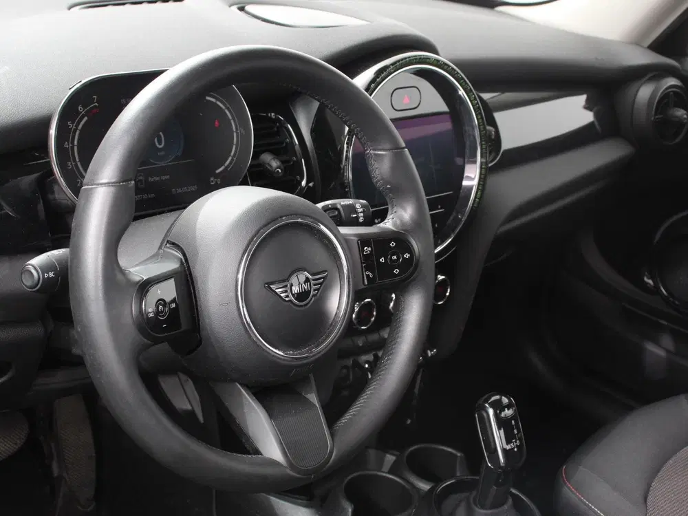 Mini Cooper 1.5 3-Deurs 136pk Automaat Essential Trim uit 2022, foto 10