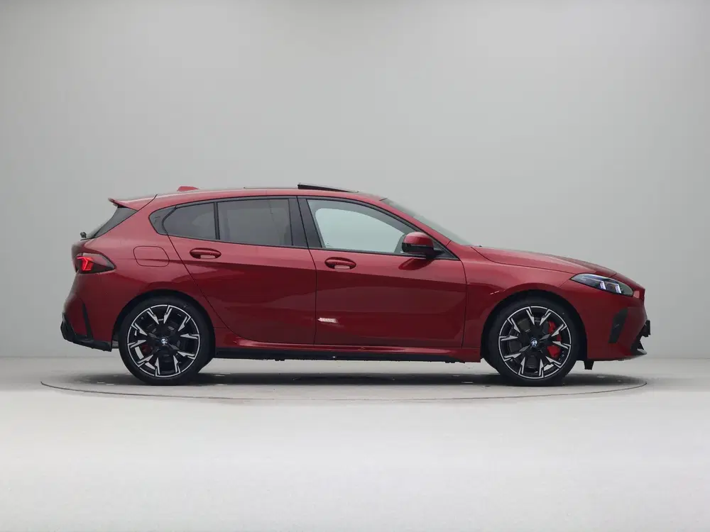 BMW 1-serie 120 M Sport Pro uit 2026, foto 8