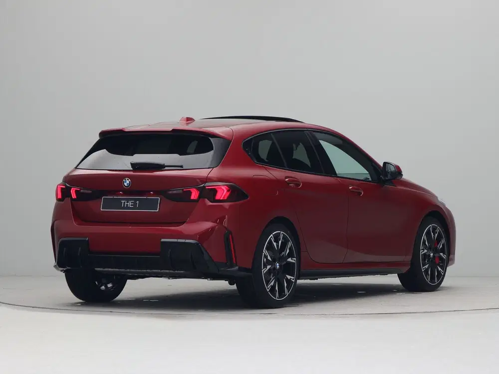 BMW 1-serie 120 M Sport Pro uit 2026, foto 9