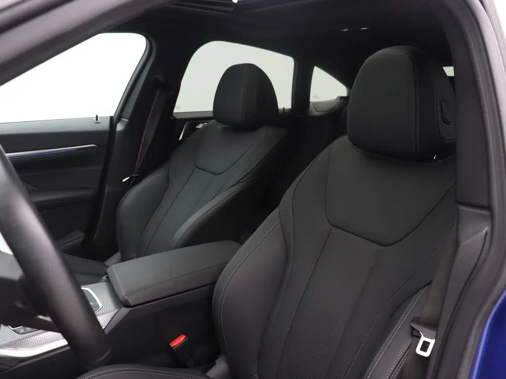 BMW i4 M60 84 kWh Accu conditie 100% (bj 2026 uit 2026, foto 4
