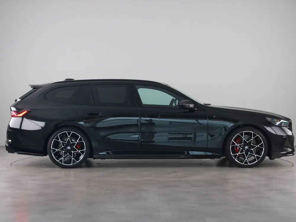 BMW i5 Touring eDrive40 M Sport Edition 84 kWh M uit 2026, foto 10