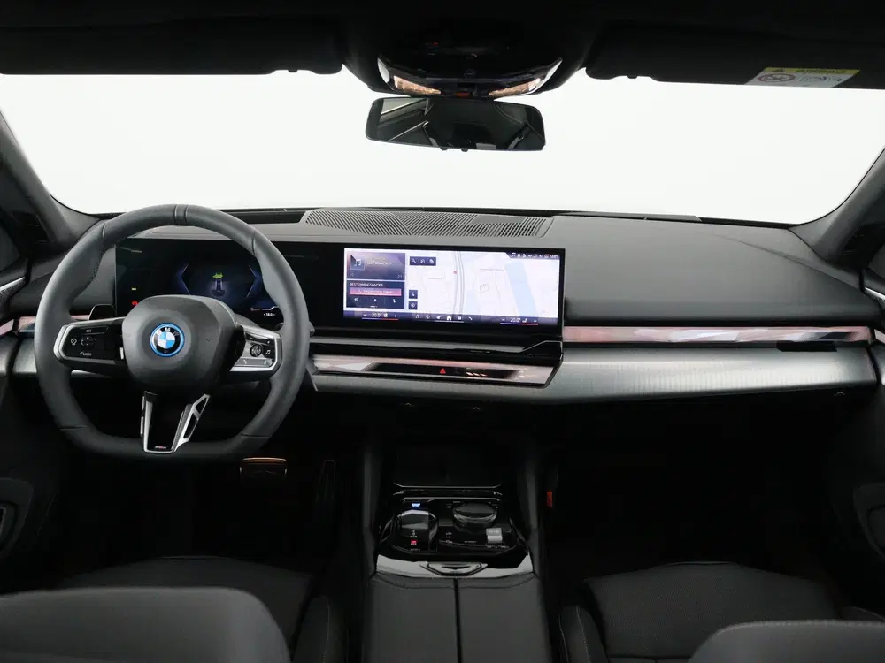 BMW i5 Touring eDrive40 M Sport Edition 84 kWh M uit 2026, foto 15