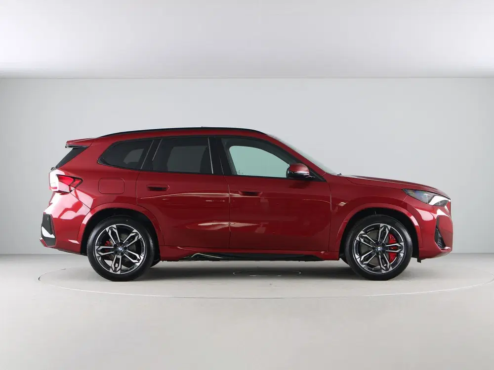 BMW iX1 eDrive20 67 kWh M Sport Edition (bj 2026 uit 2026, foto 4