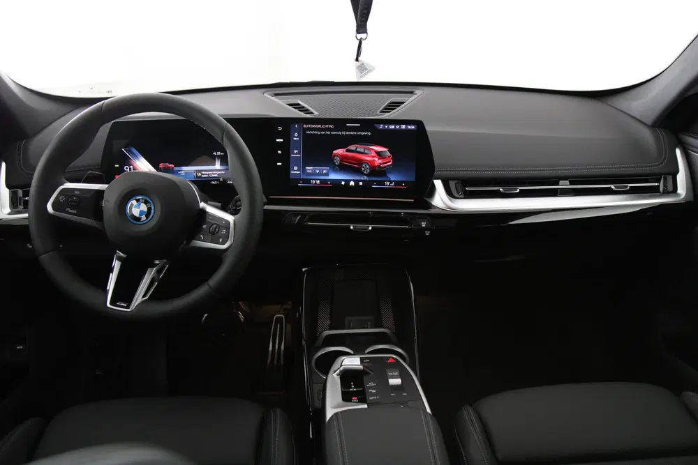 BMW iX1 eDrive20 67 kWh M Sport Edition (bj 2026 uit 2026, foto 9