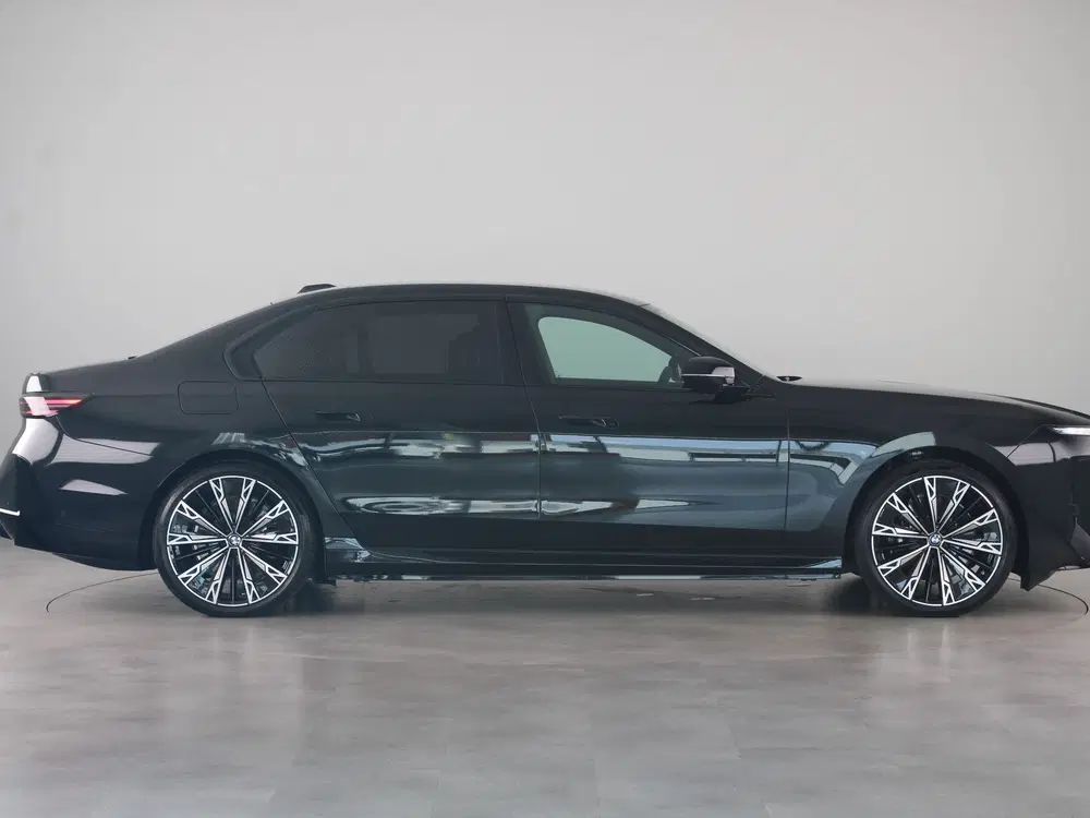 BMW i7 xDrive50 118.1 kWh M Sport Pro uit 2026, foto 4
