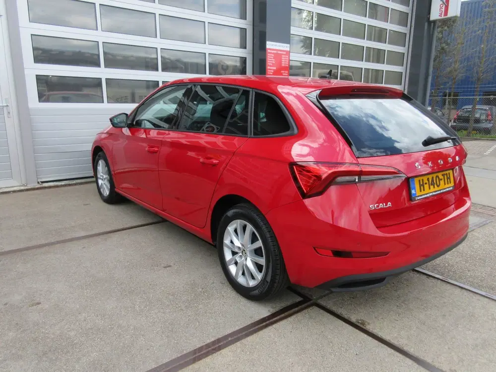 Skoda Scala 1.0 TSI Business uit 2020, foto 10