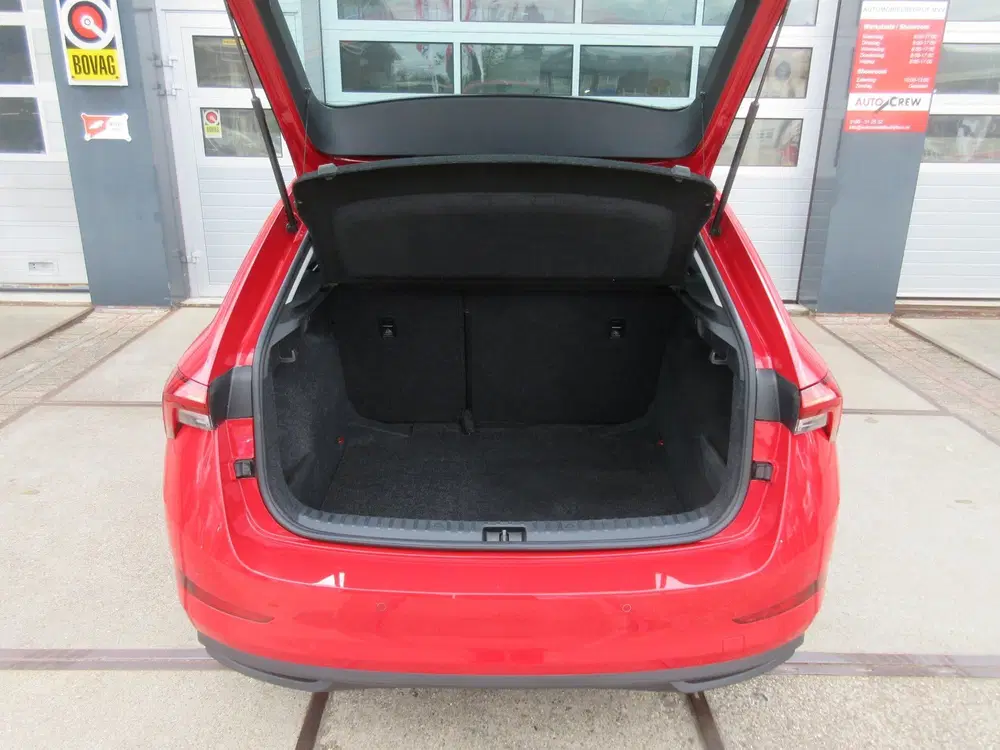 Skoda Scala 1.0 TSI Business uit 2020, foto 8