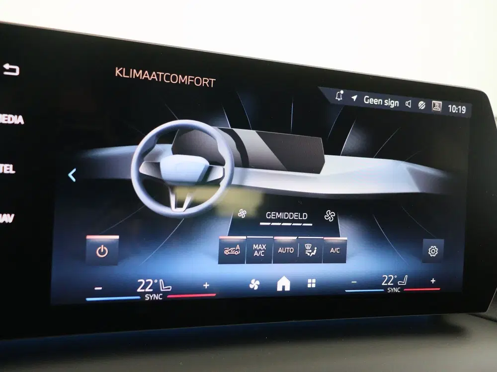BMW 1-serie 120 M Sport (bj 2025 uit 2025, foto 15