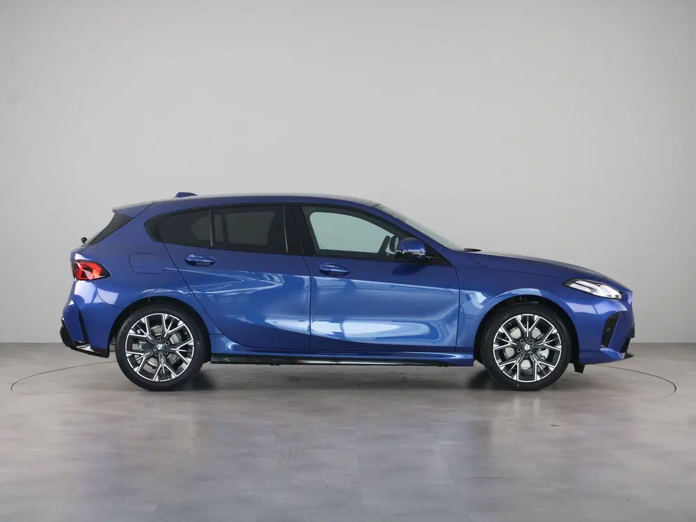 BMW 1-serie 120 M Sport (bj 2025 uit 2025, foto 9