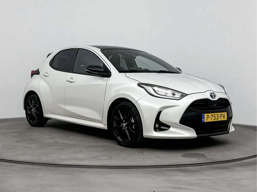Toyota Yaris 1.5 Hybrid Executive uit 2022, foto 11
