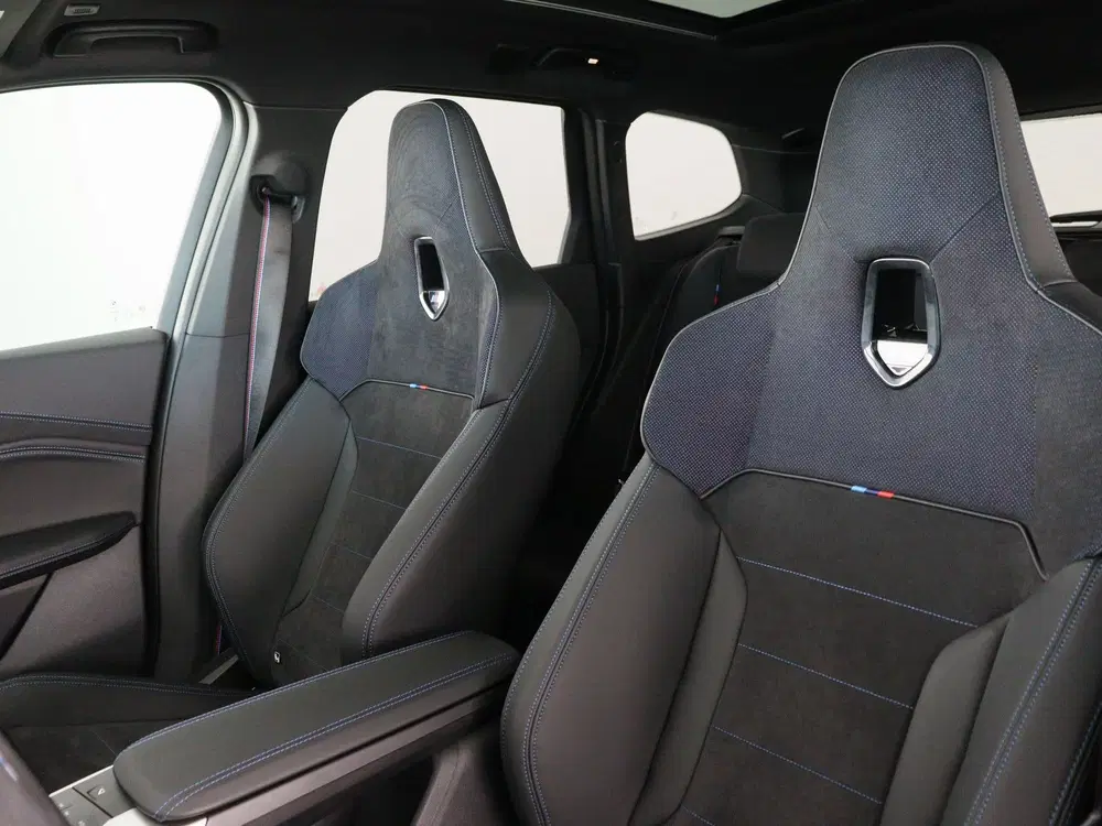 BMW iX1 eDrive20 67 kWh M Sport Edition (bj 2026 uit 2026, foto 4