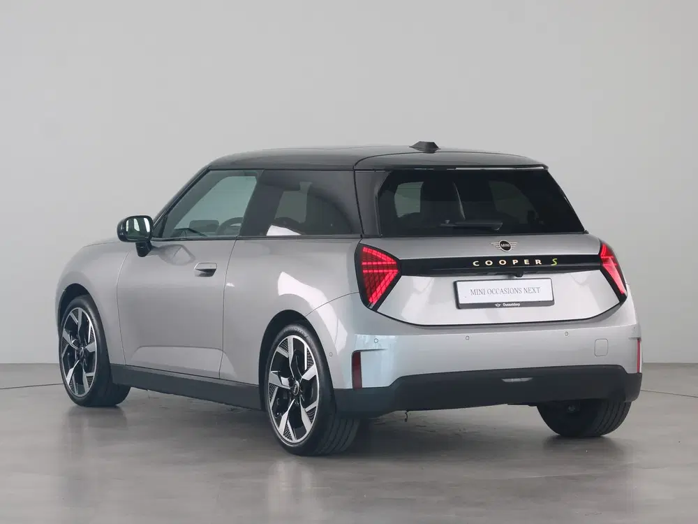 Mini Cooper SE E Favoured Pakket M Accu conditie 98% uit 2024, foto 12