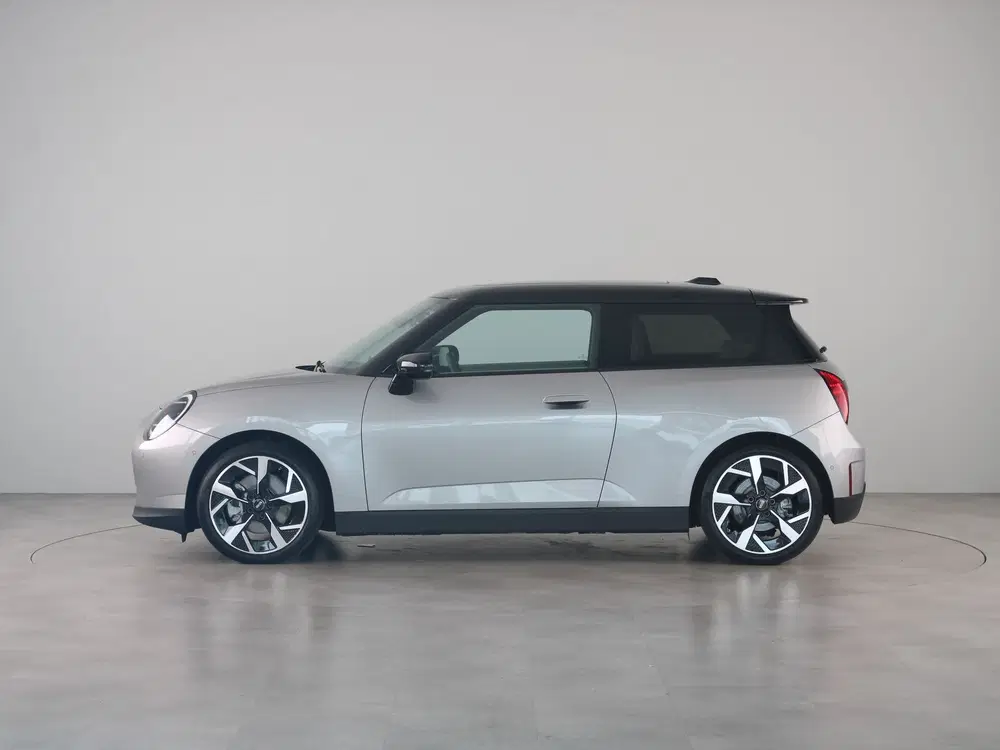 Mini Cooper SE E Favoured Pakket M Accu conditie 98% uit 2024, foto 13