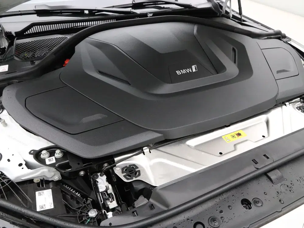 BMW i4 eDrive35 M Sport Pro Edition 70 kWh (bj 20 uit 2026, foto 4