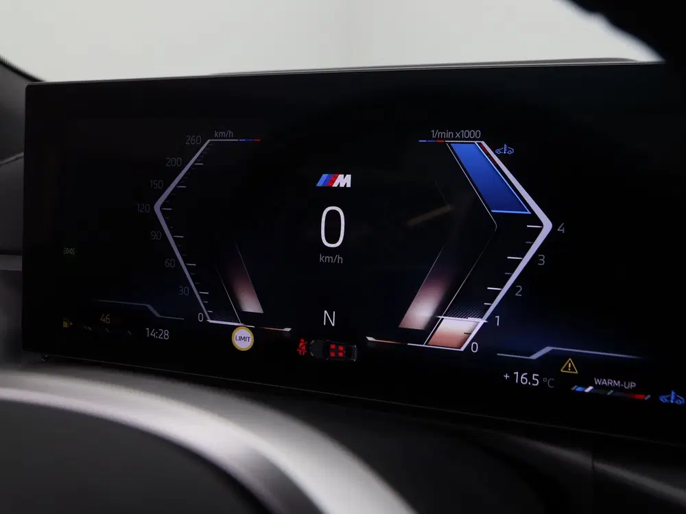 BMW 4-serie 420i Cabrio M Sport Pro High Executive uit 2026, foto 3