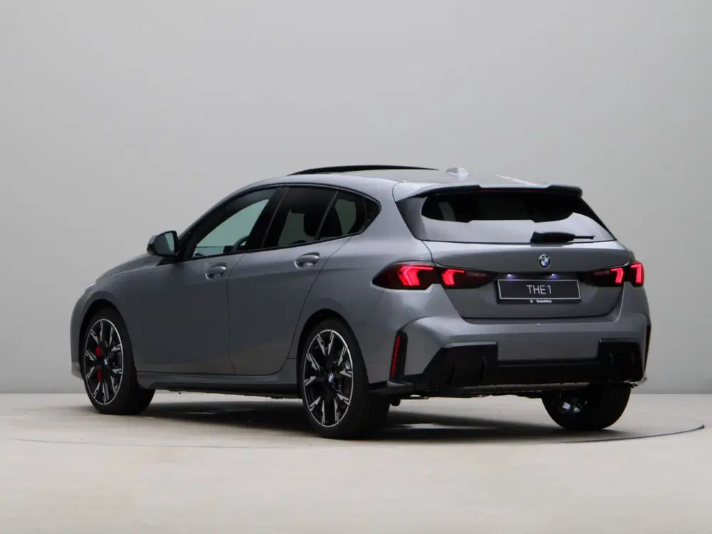 BMW 1-serie 120 M Sport Pro uit 2026, foto 11