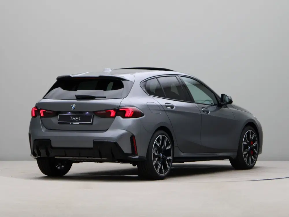 BMW 1-serie 120 M Sport Pro uit 2026, foto 9