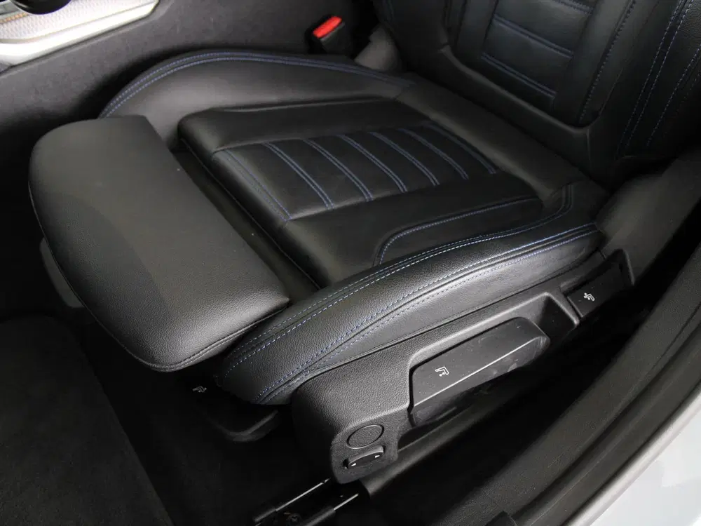 BMW i4 eDrive40 High Executive SoH 97% (bj 2023 uit 2023, foto 14