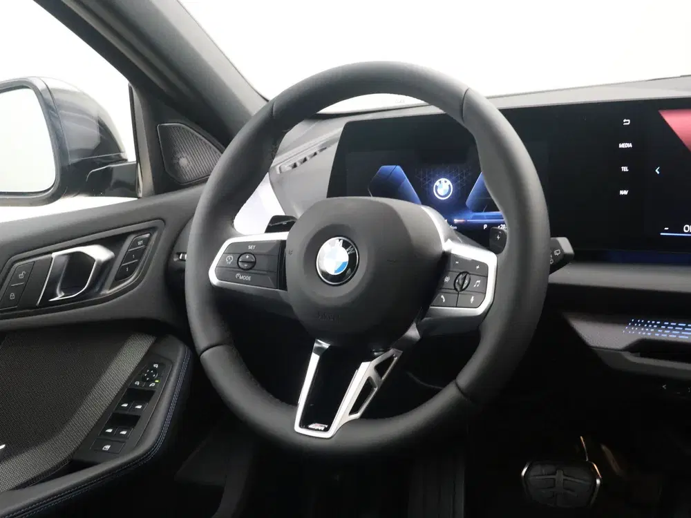 BMW 1-serie 120 M Sport Pro uit 2026, foto 2