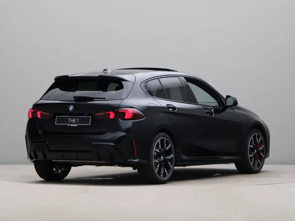 BMW 1-serie 120 M Sport Pro uit 2026, foto 9