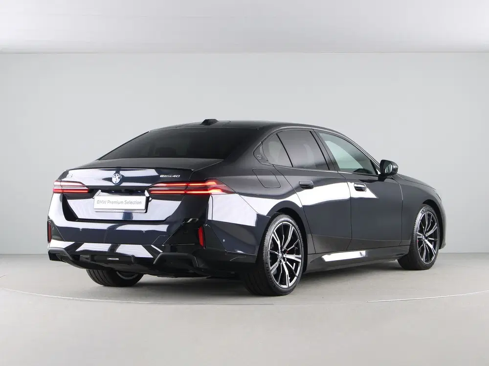 BMW i5 eDrive40 M-Sport Pro Edition 84 kWh (bj 20 uit 2026, foto 9