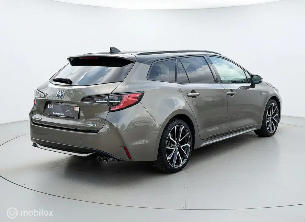 Toyota Corolla 2.0 Hybrid Executive uit 2019, foto 9
