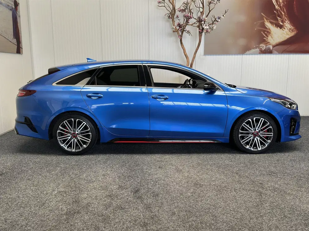 Kia ProCeed 1.6 T-GDI GT LEDER uit 2020, foto 9