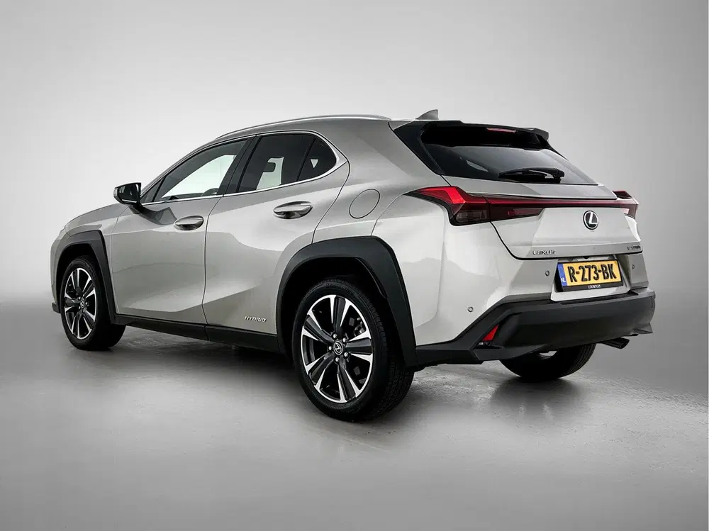 Lexus UX 250h Preference Line uit 2022, foto 13