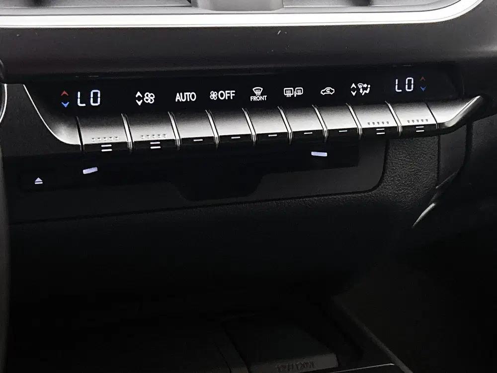 Lexus UX 250h Preference Line uit 2022, foto 9