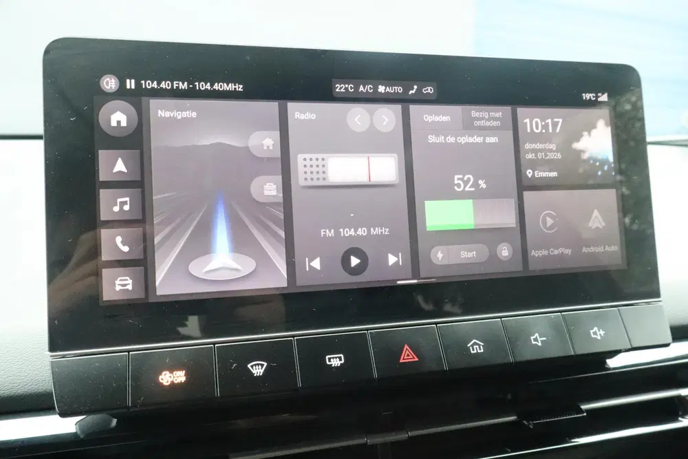 MG MG4 Luxury 64 kWh uit 2023, foto 13