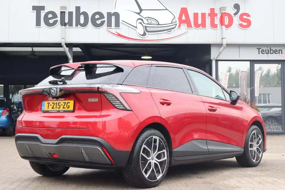 MG MG4 Luxury 64 kWh uit 2023, foto 2