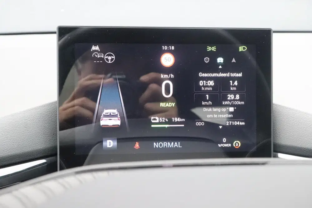 MG MG4 Luxury 64 kWh uit 2023, foto 5