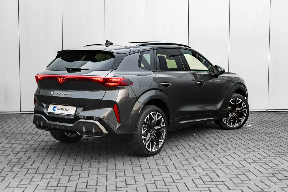 Cupra Terramar 1.5 TSI e-Hybrid 272pk VZ Performance uit 2025, foto 2