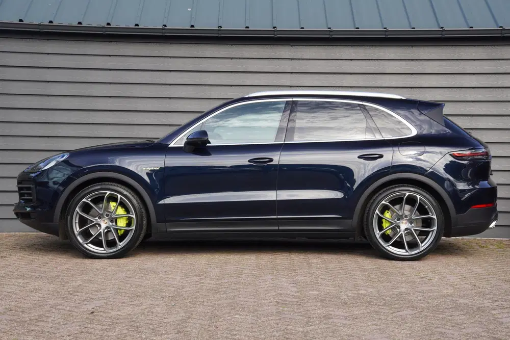 Porsche Cayenne 3.0 E-Hybrid uit 2019, foto 3