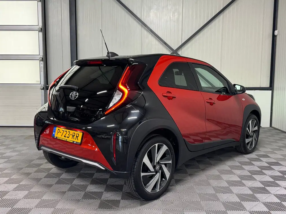 Toyota Aygo X 1.0 VVT-i uit 2022, foto 2
