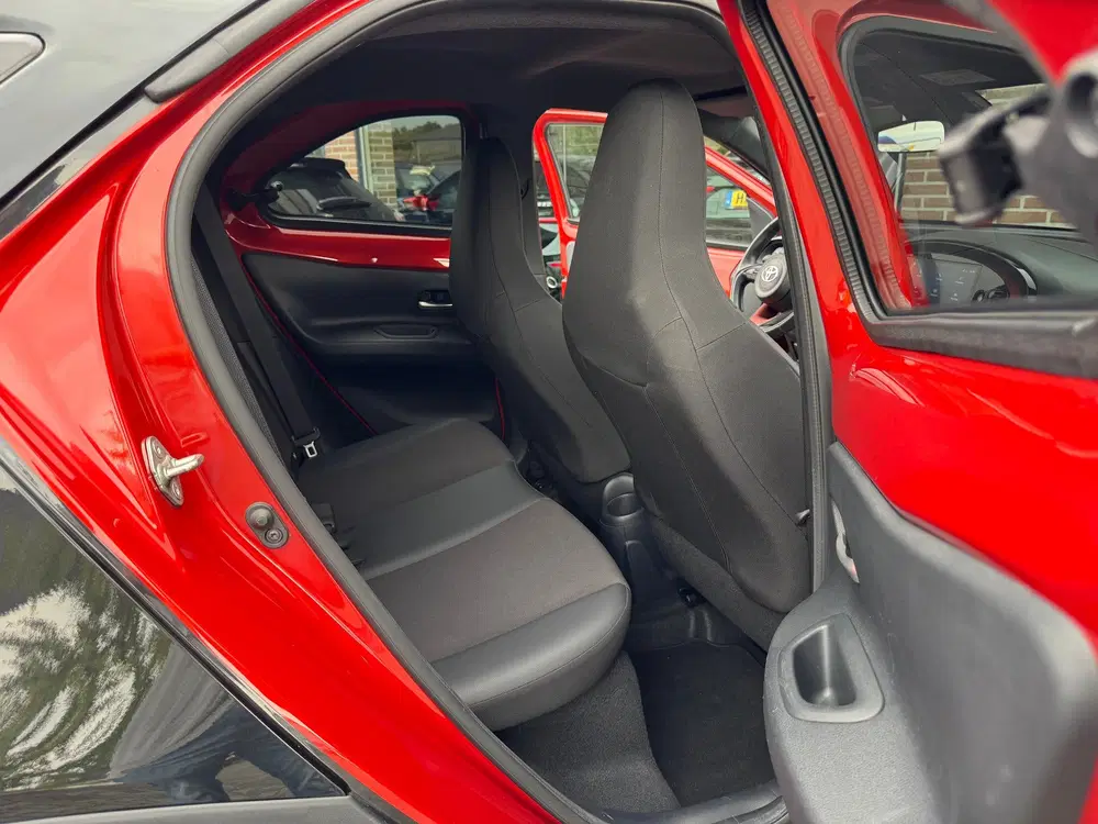 Toyota Aygo X 1.0 VVT-i uit 2022, foto 4