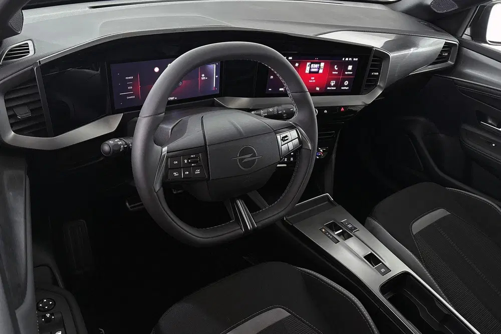 Opel Mokka 1.2 Turbo Hybrid GS Stuurverwarming Camera uit 2026, foto 5