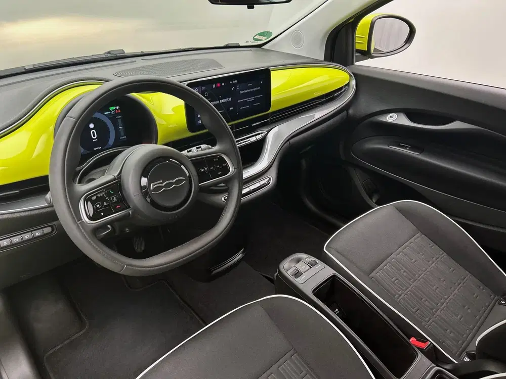 Fiat 500e Icon 24 kWh uit 2024, foto 11