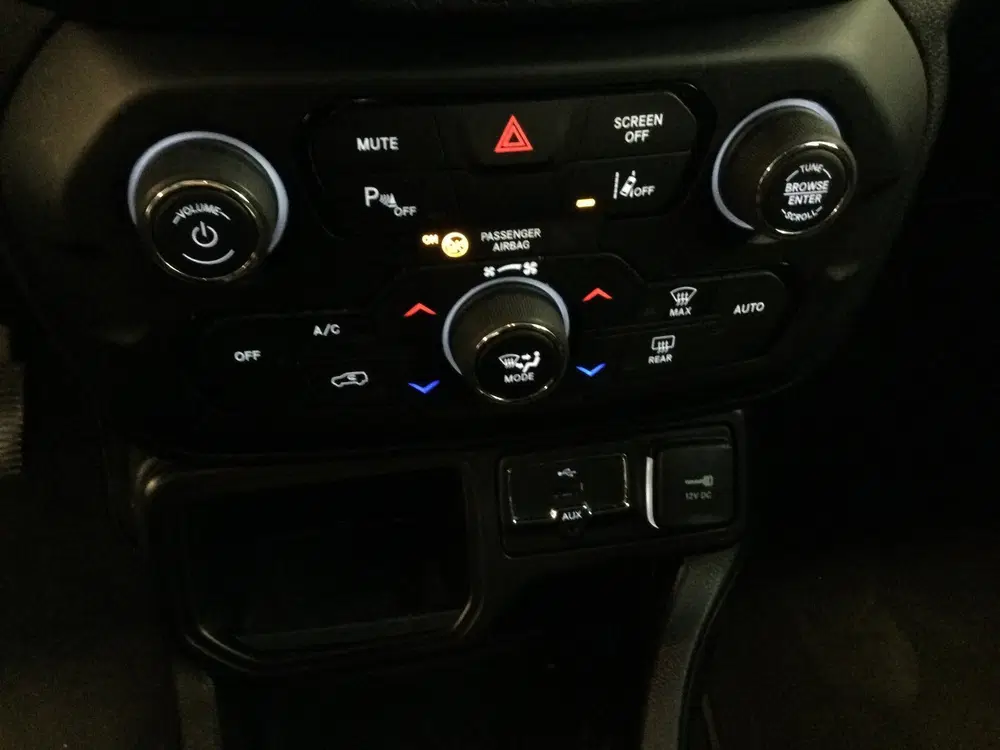 Jeep Renegade 1.0T Sport PDC--Navigatie--4 x All season uit 2019, foto 11